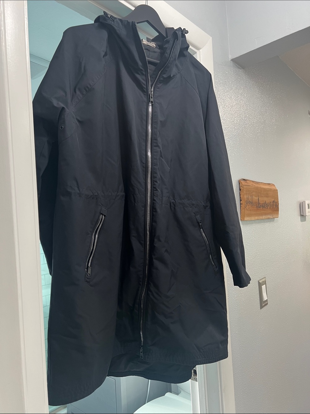 Athleta Black Hooded Lightweight Rain Jacket